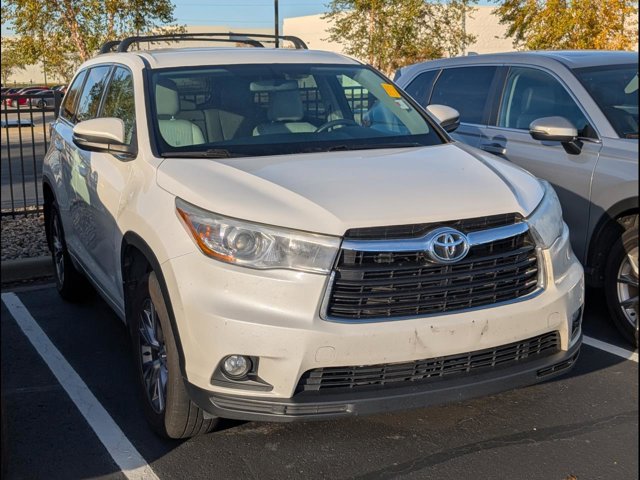 2016 Toyota Highlander LE