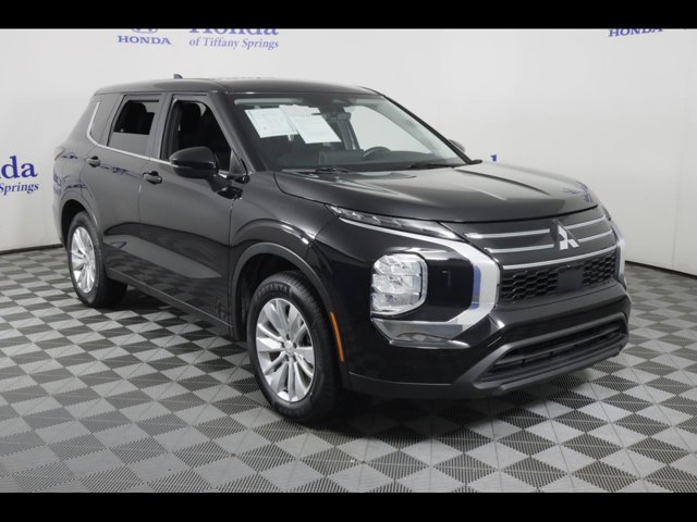 2025 Mitsubishi Outlander ES