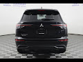 2025 Mitsubishi Outlander ES