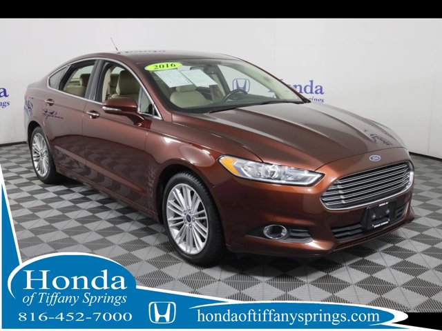 2016 Ford Fusion SE