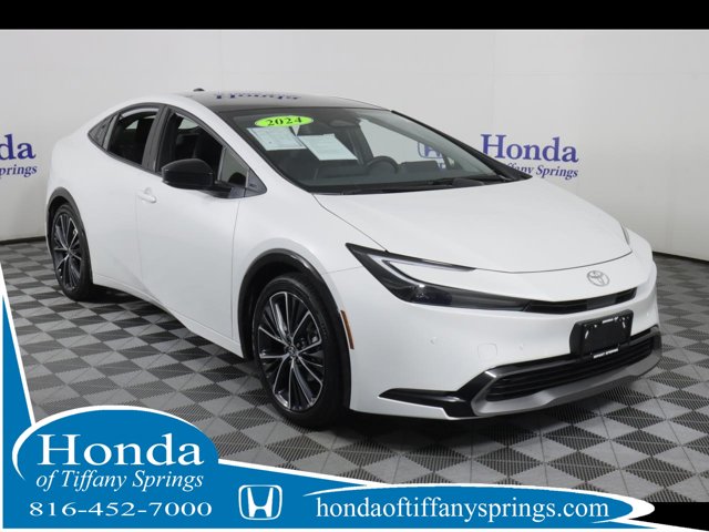 2024 Toyota Prius XLE
